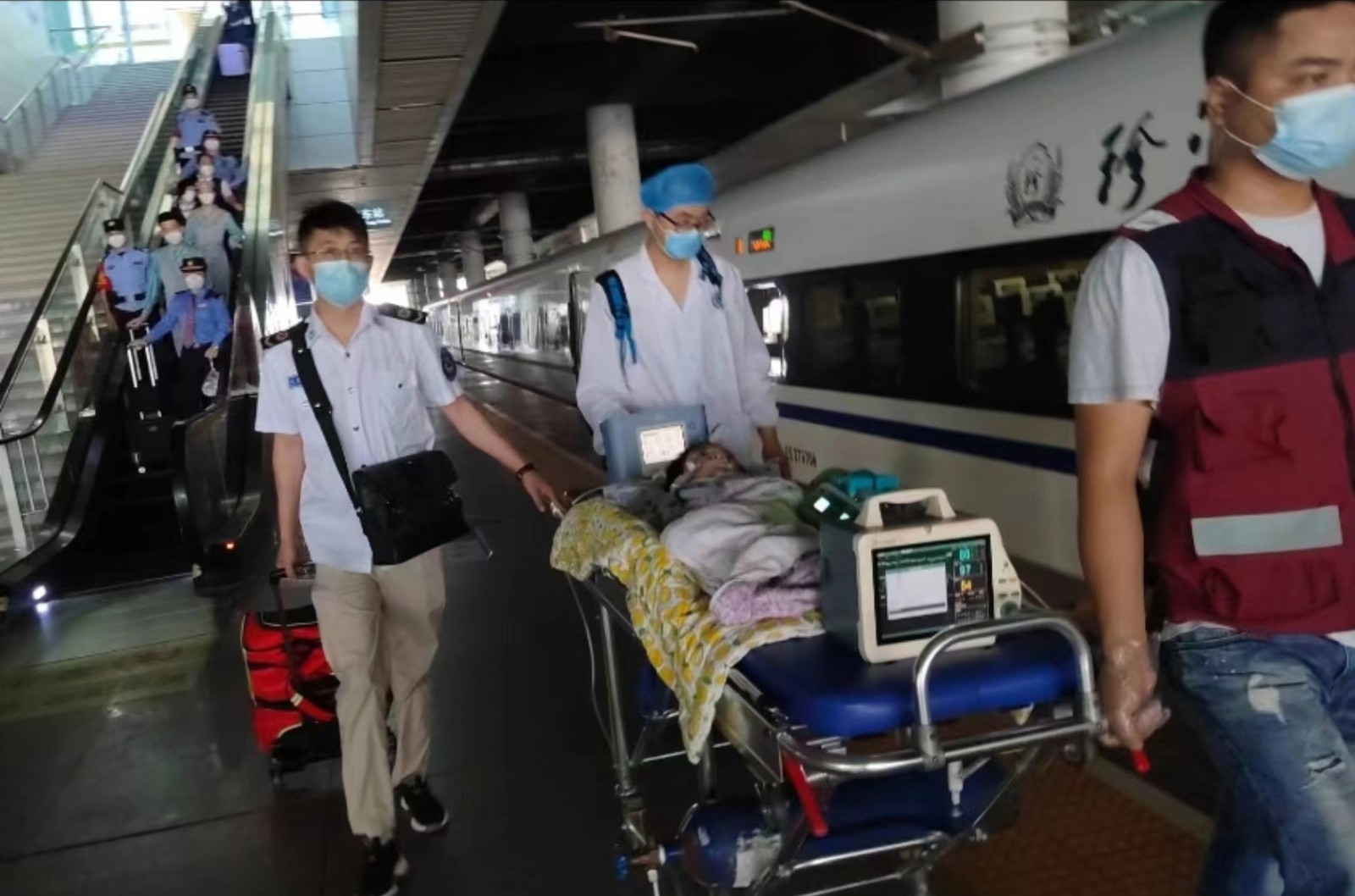 保靖县高铁转运公司