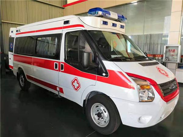 保靖县福特V362救护车